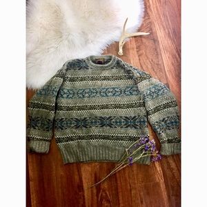 Woodsy Eddie Bauer Wool Sweater🌲